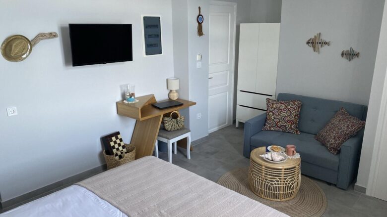 Ariadne Blue Room View