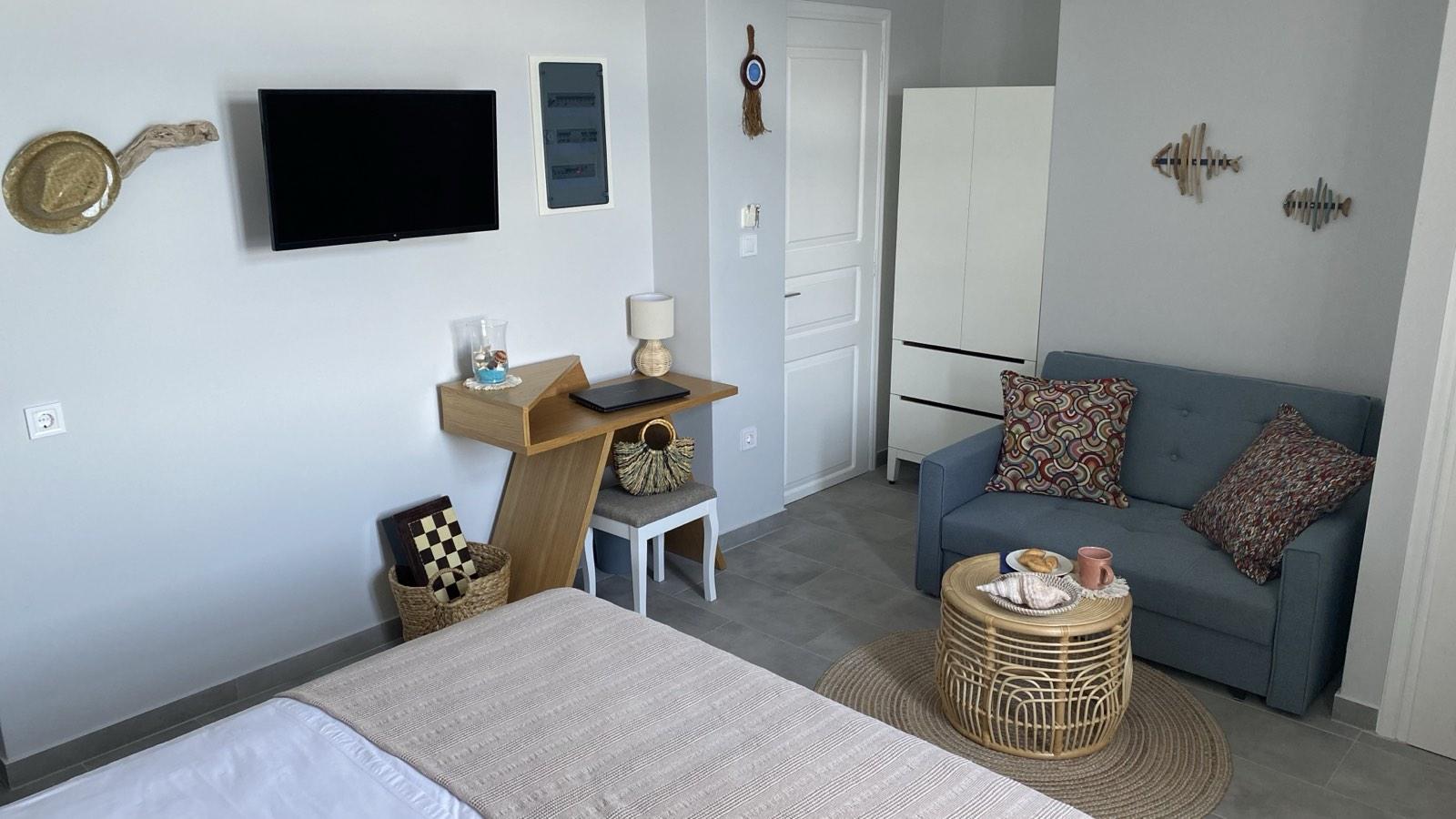 Ariadne Blue Room View